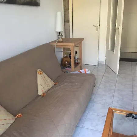 بيت للعطل Voltaire لا توربال